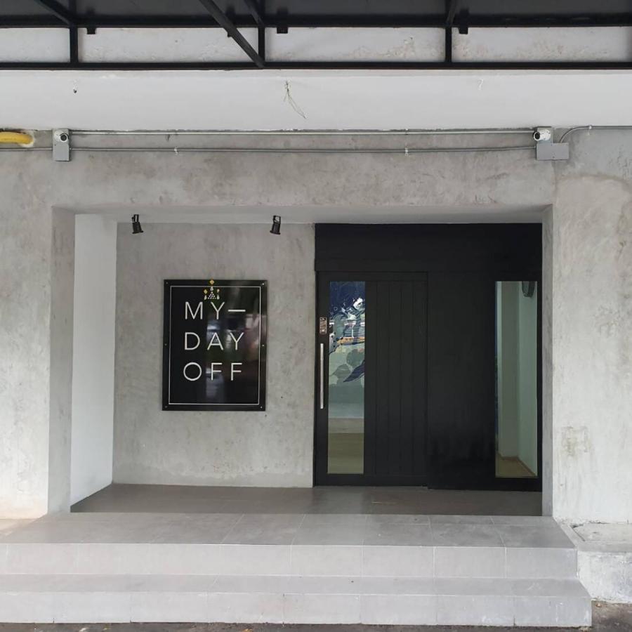 My Day Off Hotel Bangkok Exterior photo